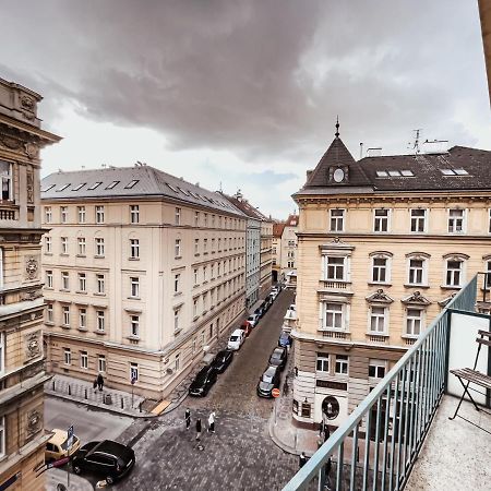 Turnkey I Vintage Terrace Apartment Praha Eksteriør bilde