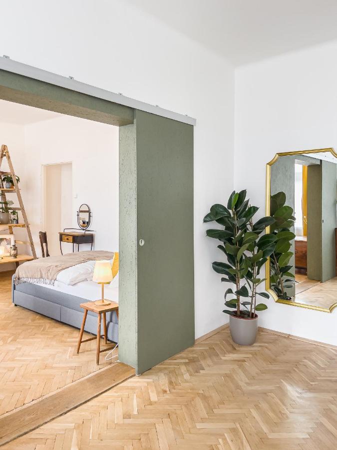 Turnkey I Vintage Terrace Apartment Praha Eksteriør bilde